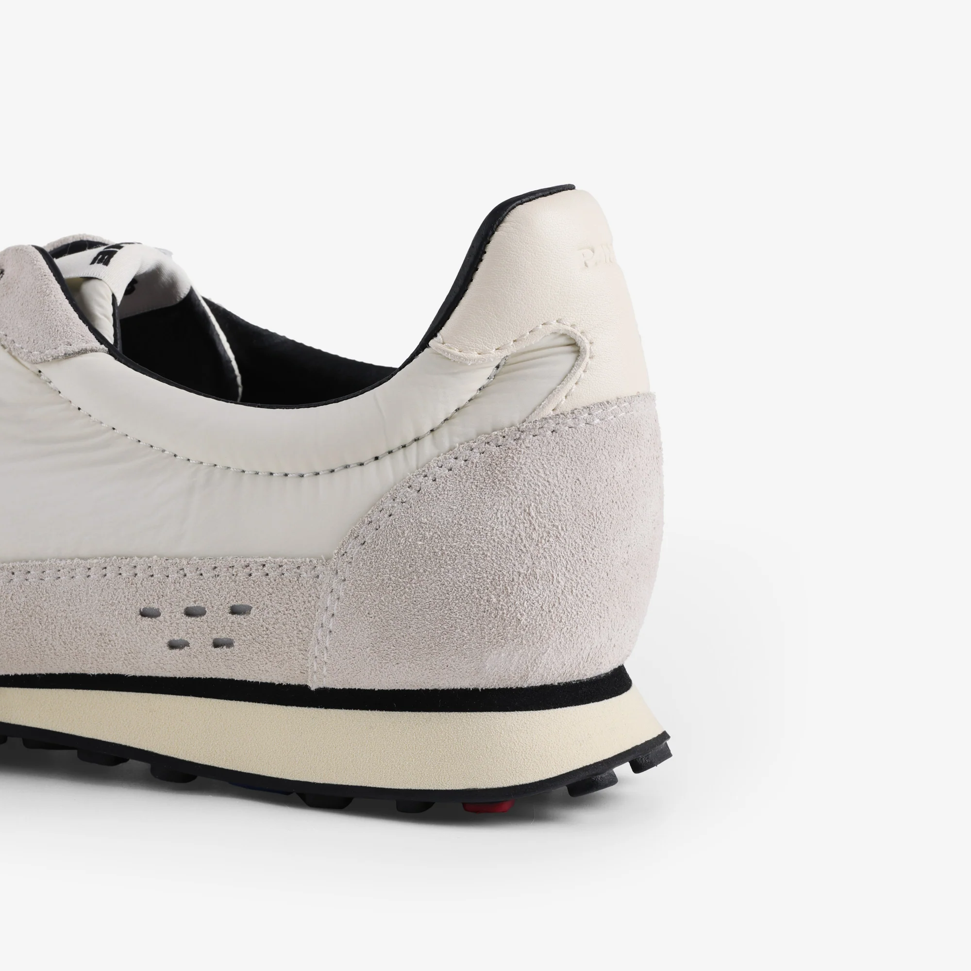 Pane Crest Kick Men’s Shoes – Plain - Image 6